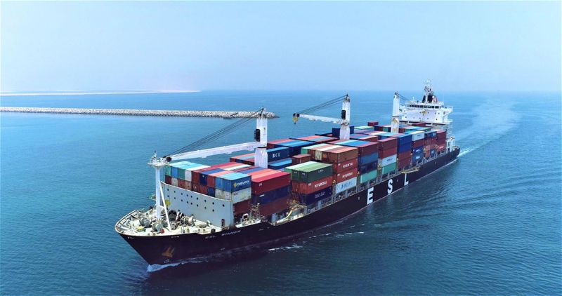 ESL Winner container ship